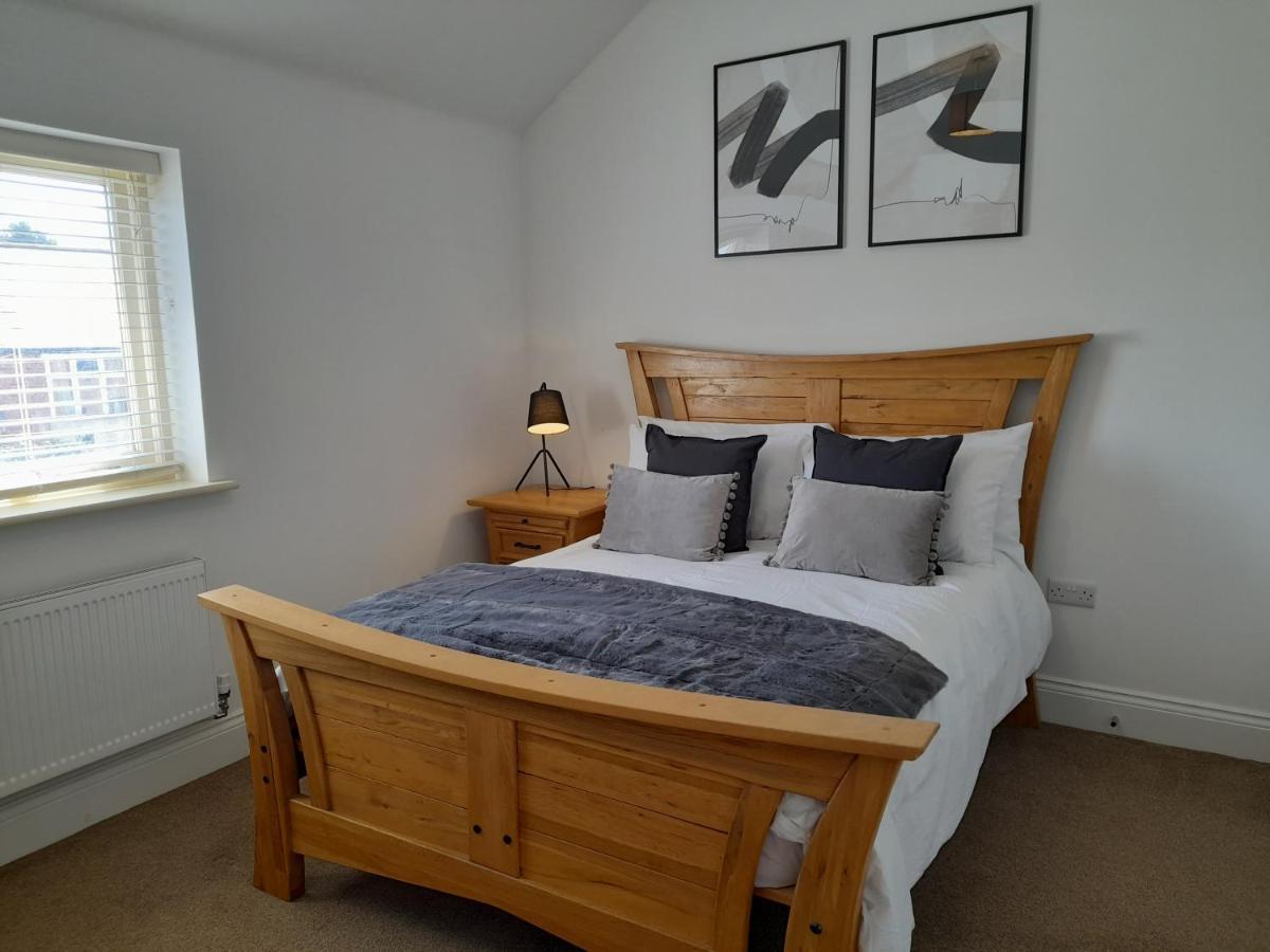 The Stables A Contractor Family 2 Bed Town House In Central Melton Mowbray Eksteriør bilde