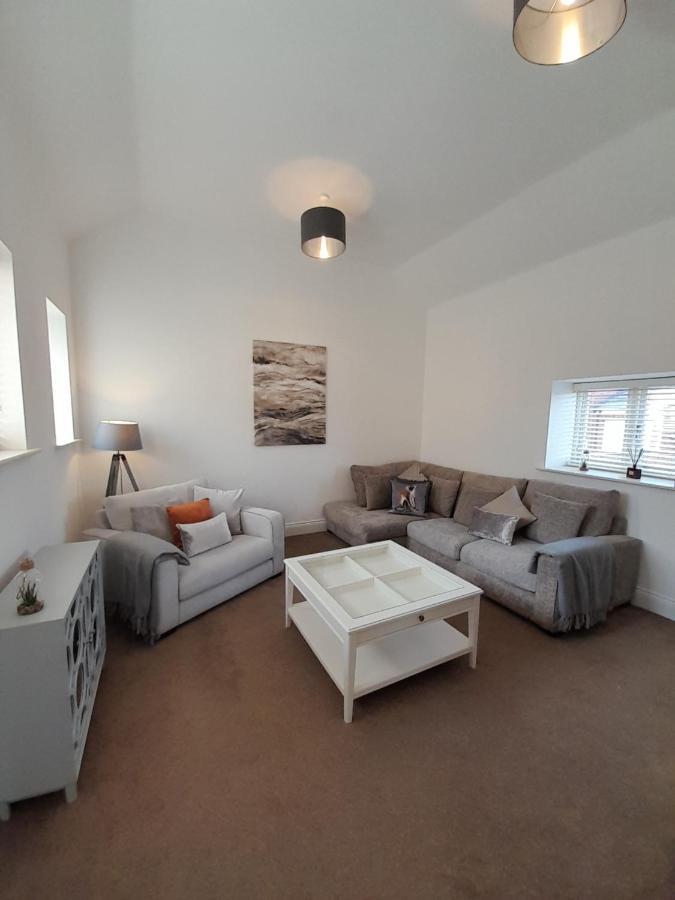 The Stables A Contractor Family 2 Bed Town House In Central Melton Mowbray Eksteriør bilde